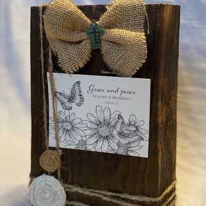 Handmade Rustic Wooden Picture Frame Block with Burlap Bow and Cross